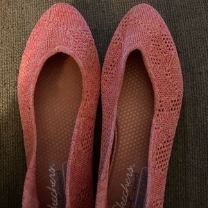 Sketchers flats